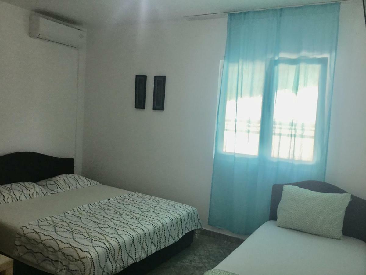 Dk Apartmani Dobra Voda Εξωτερικό φωτογραφία